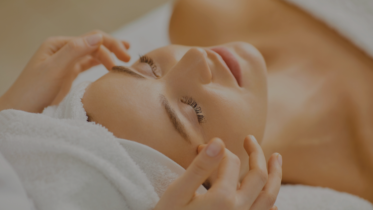 Protocolo Thalasso-Tech: Tratamento Facial com Algas Marinhas de Santa Catarina